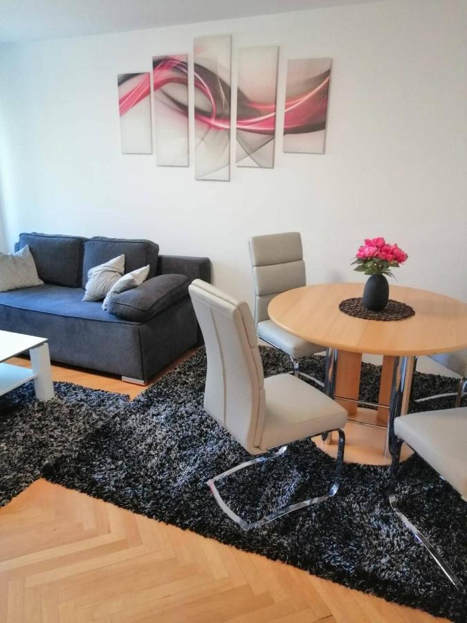 Apartman D&D*** Varazdin Exterior photo