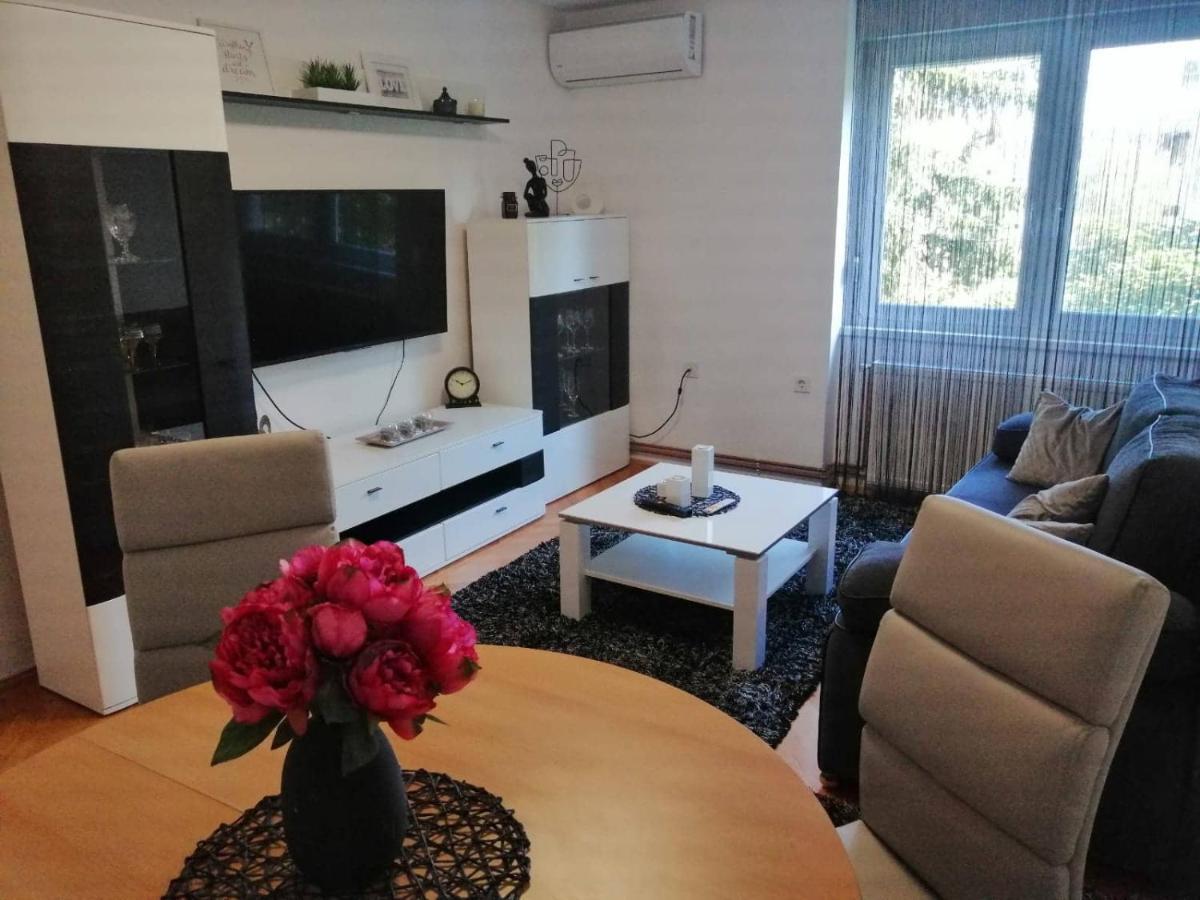 Apartman D&D*** Varazdin Exterior photo
